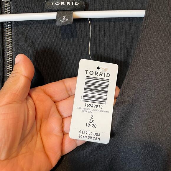 Torrid Contouring Scoop Bodycon Midi Dress Scuba Black Size 2X NEW‎ - Picture 4 of 7